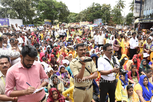 tailors protest